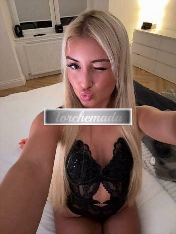 Girl Felina Maestra  Cremona