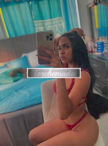 Girl Strepitosa Sirena  Brindisi