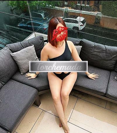 Girl Strepitosa Sirena  Pisa