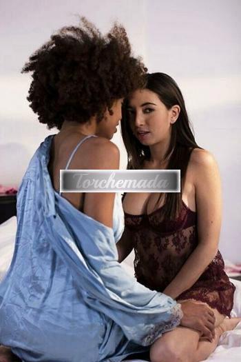 Girl Felina Studentessa  Latina