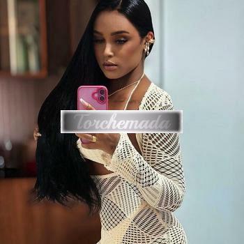 Girl Esplosiva Bambola  Roma