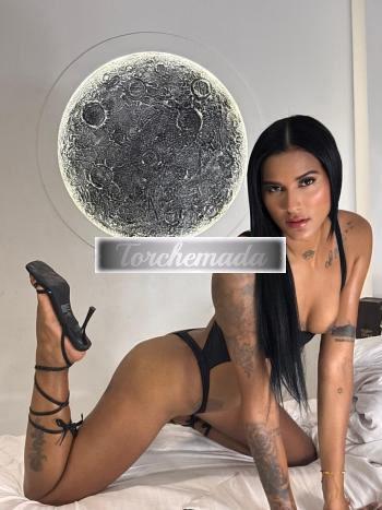 Girl Spettacolare Ragazza  Cascina