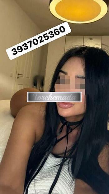 Girl Esplosiva Amabile  Lecco