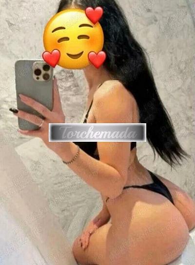 Girl Vogliosa Ragazza  Lucca