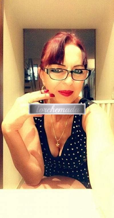 Girl Esplosiva Femmina  Roma