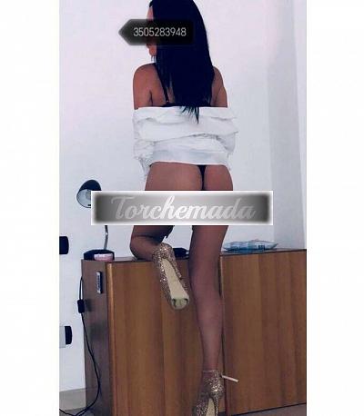 Girl Strepitosa Sirena  Pisa