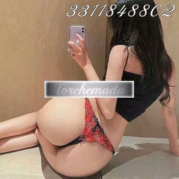 Girl Troietta vogliosa con gli occhi a mandorla  Lecco