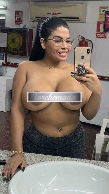 Girl Strepitosa Bambola  Milano