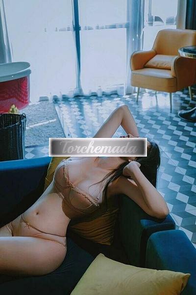 Girl Fiamma Vulcanica Cinese  Aosta