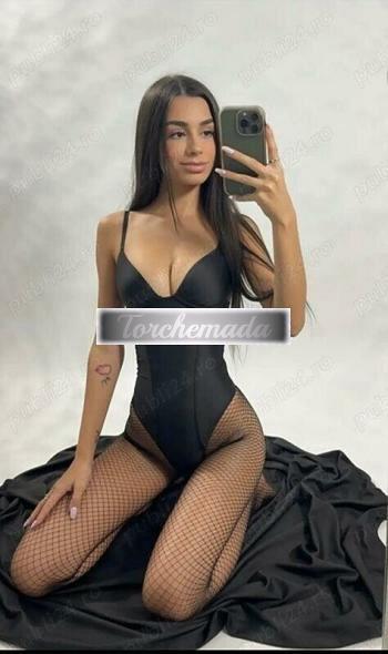 Girl Felina Bambola  Cremona