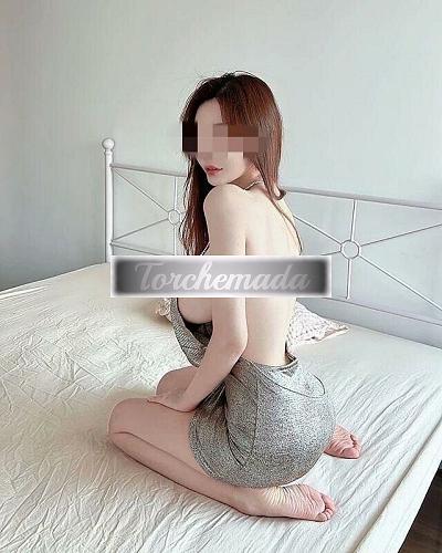 Girl Felina Bambola  Como