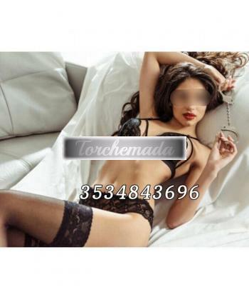 Girl Felina Femmina  Cagliari
