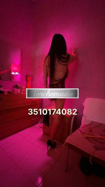 Girl Lingua di Fuoco  Lecco