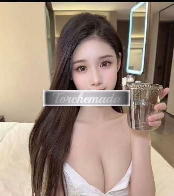 Girl Esplosiva Ragazza  Bergamo