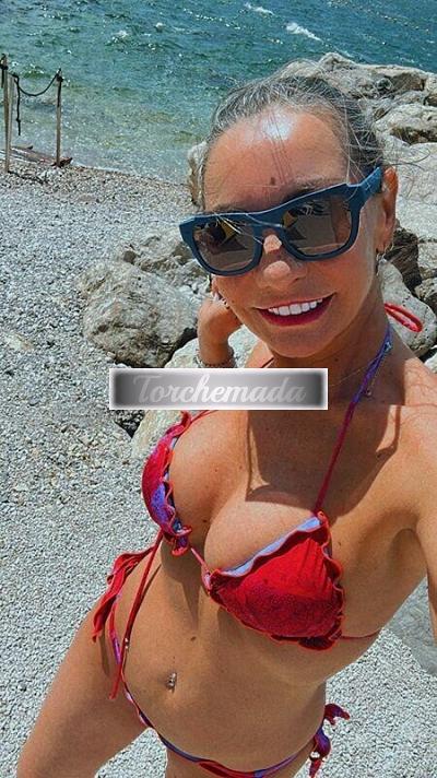 Girl Prima volta in città  Caserta