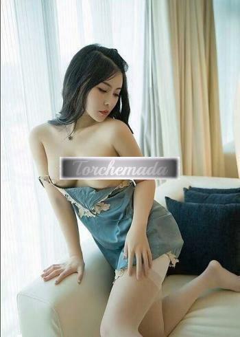 Girl Vogliosa Sirena  Lucca