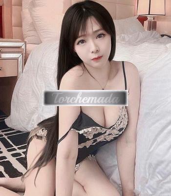 Girl Lian Desiderio Orientale  La Spezia