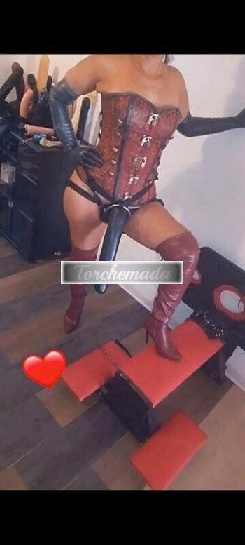 Girl Trasgressiva Femmina  Ferrara