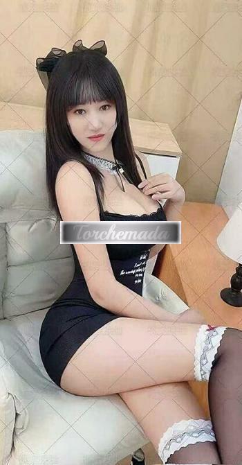 Girl Sorriso Orientale  Cuneo