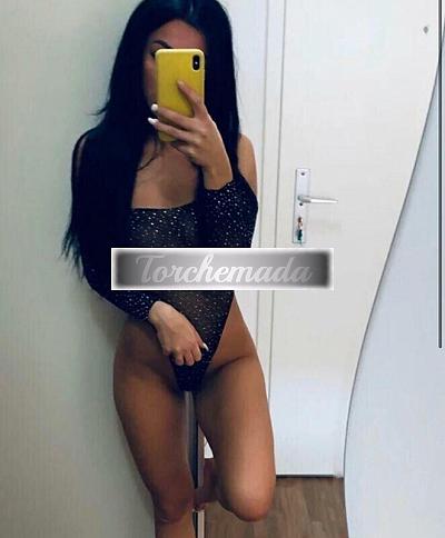 Girl Esplosiva Maestra  Lucca