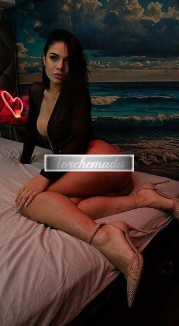 Girl Donna fatta per godere  Cuneo