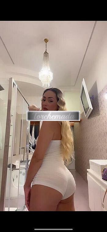 Girl Strepitosa Femmina  Taranto