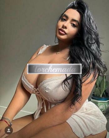 Girl Felina Femmina  Brindisi