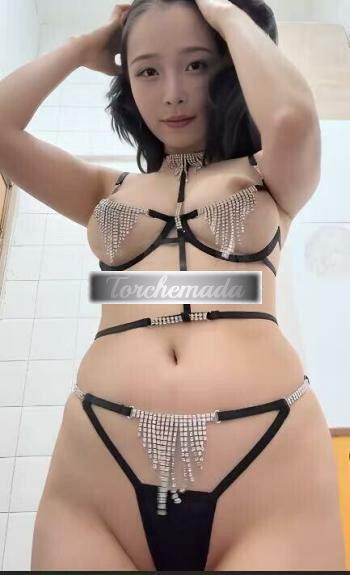 Girl Orientale magra e maliziosa  Aosta