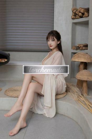 Girl La tua dolce puttana asiatica  Messina