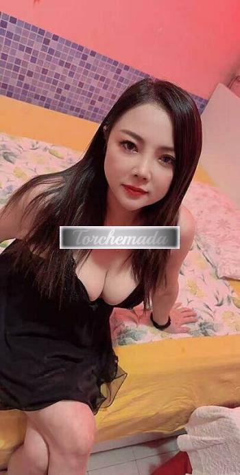 Girl Troietta orientale  Bergamo