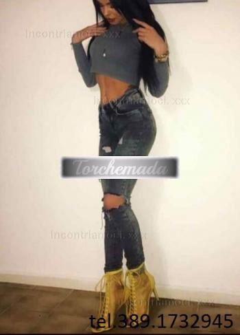 Girl Strofina il tuo cazzo sulla mia figa  L'Aquila