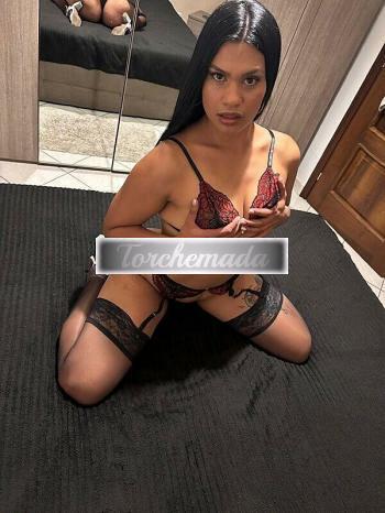 Girl Felina Amabile  Varese