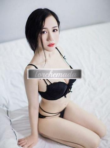 Girl Felina Modella  Varese