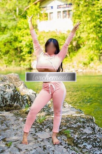 Girl Felina Maestra  Ferrara