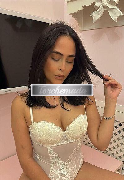 Girl Giovane pervertita  Teramo