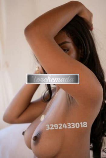 Girl Felina Attrice  Sassari