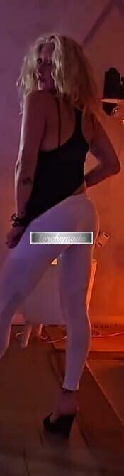 Girl Felina Studentessa  Lucca