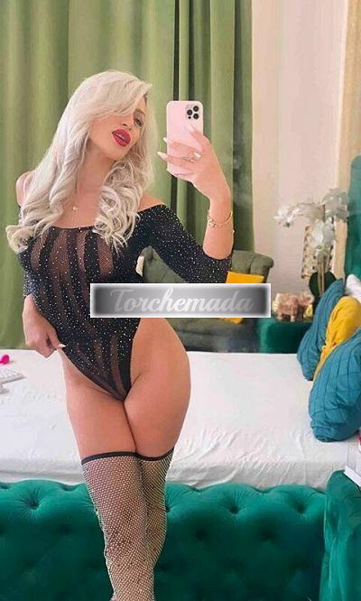 Girl Strepitosa Bambola  Pescara