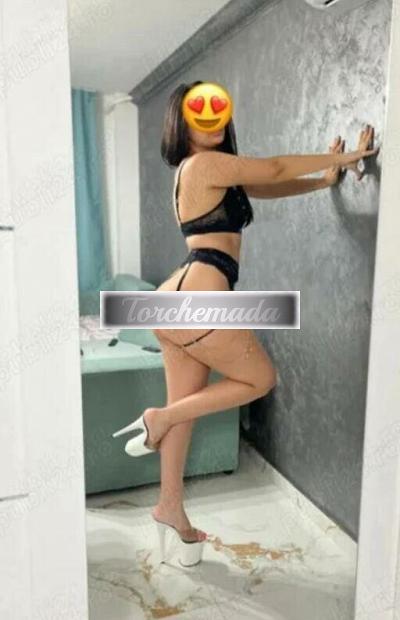 Girl Strepitosa Ragazza  Lecco