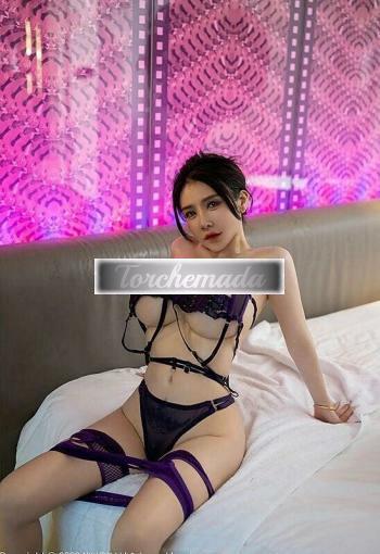 Girl Strepitosa Sirena  Novara