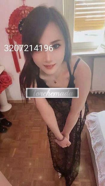 Girl Luna  Pavia