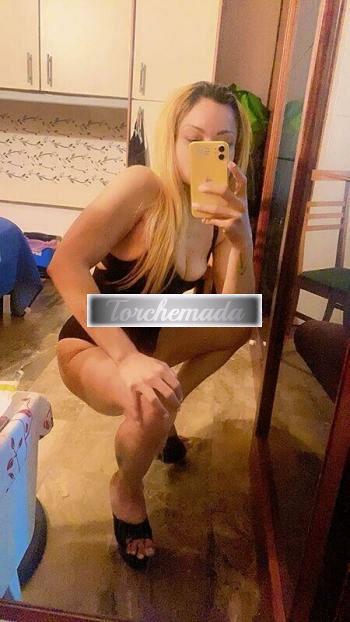 Girl Felina Studentessa  Matera