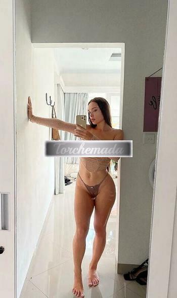 Girl Morena  Ragusa