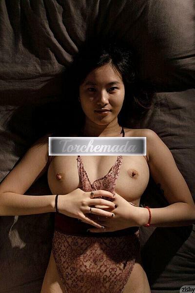 Girl Strepitosa Amabile  Latina