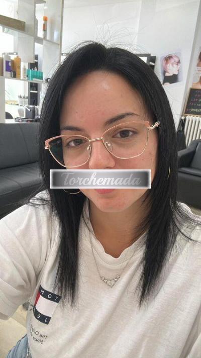 Girl Esplosiva Coinvolgente  Trieste