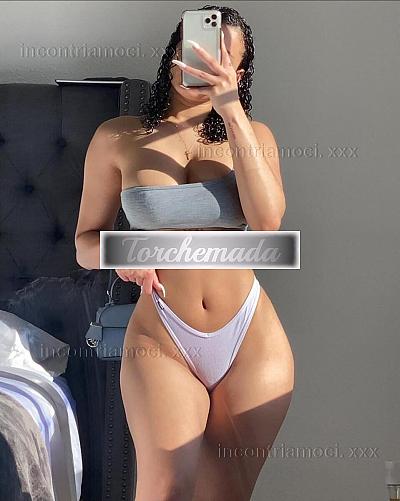 Girl Bambolina Mora Seducente  Prato