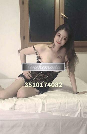 Girl Lingua di Fuoco  Lecco