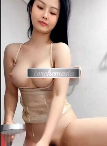 Girl Trasgressiva Femmina  Lecco