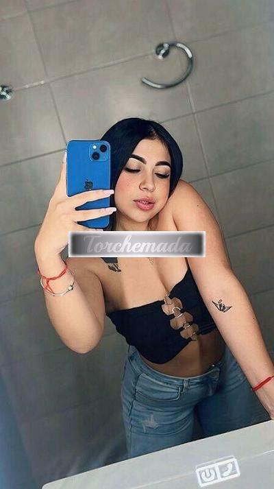 Girl Bellissima Femmina  Ferrara