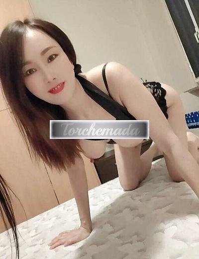 Girl Felina Coinvolgente  Cosenza